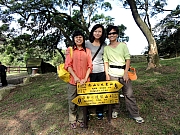 PB130005.JPG (356896 bytes)