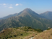 PB130083.JPG (193680 bytes)