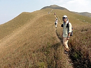 PB200094.JPG (265048 bytes)