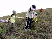 PB200169.JPG (267186 bytes)
