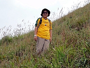 PB200174.JPG (281621 bytes)