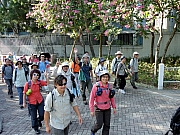 PB270007.JPG (338860 bytes)