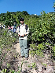 PB270019.JPG (387310 bytes)