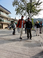 PC040004.JPG (287482 bytes)