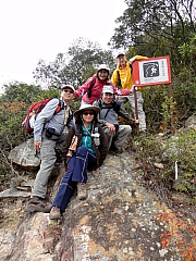 P1290045.JPG (340488 bytes)