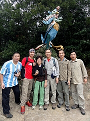 P1290055.JPG (296207 bytes)