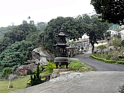 P1290110.JPG (274067 bytes)