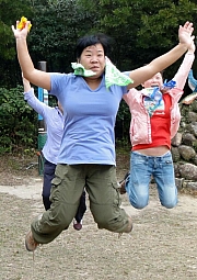 p1290064-3.jpg (120677 bytes)