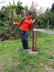 P2120041.JPG (390566 bytes)