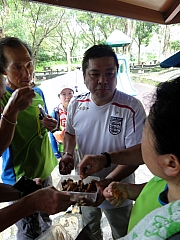 P6100019.JPG (209113 bytes)