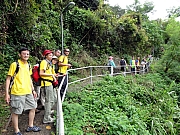 P8120007.JPG (398437 bytes)