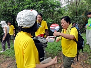 P8120030.JPG (296907 bytes)