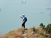 PB040055.JPG (151125 bytes)