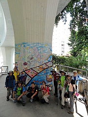 PB040092.JPG (234344 bytes)