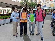 PC090003.JPG (211541 bytes)