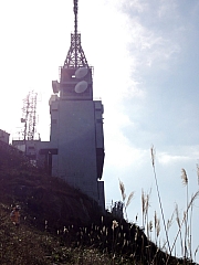 PC090081.JPG (124897 bytes)