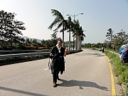 PC230148.JPG (218844 bytes)