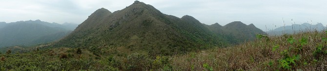 P3030028-1.JPG (567133 bytes)