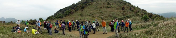 P3030051-1.JPG (664481 bytes)