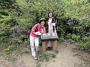 P3240122.JPG (395946 bytes)