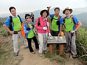 P3240136.JPG (246760 bytes)