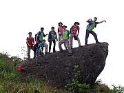 P3240145.JPG (170788 bytes)