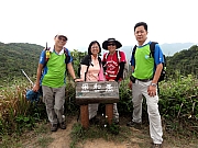 P3240152.JPG (234760 bytes)