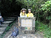 P8040037.JPG (318092 bytes)