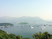 PA200010.JPG (137976 bytes)