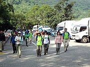 PB170001.JPG (256139 bytes)