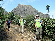 PB170038.JPG (261402 bytes)