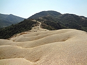 PC010126.JPG (205883 bytes)