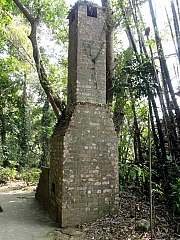P1190036.JPG (361851 bytes)
