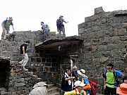 P3020047.JPG (216489 bytes)