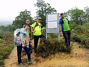 P5040052.JPG (311705 bytes)