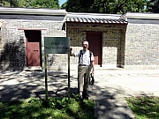 P8240026.JPG (271296 bytes)