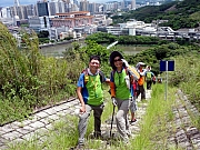 P8310063.JPG (361901 bytes)