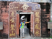 P8310101.JPG (254011 bytes)
