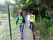 P9070001.JPG (306246 bytes)