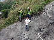 PB020082.JPG (373267 bytes)