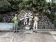 PB020125.JPG (366017 bytes)
