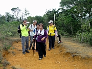 PB090072.JPG (266785 bytes)