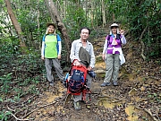 PB090074.JPG (344558 bytes)