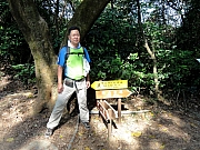 PB160040.JPG (326573 bytes)