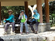 PB160050.JPG (272215 bytes)