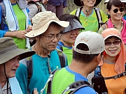 PB300047.JPG (178317 bytes)