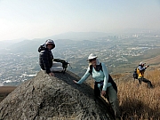 PC210043.JPG (187767 bytes)