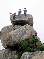 P5240089.JPG (311771 bytes)