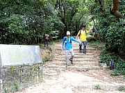 P8090020.JPG (473524 bytes)