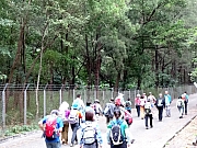 PB010004.JPG (416961 bytes)